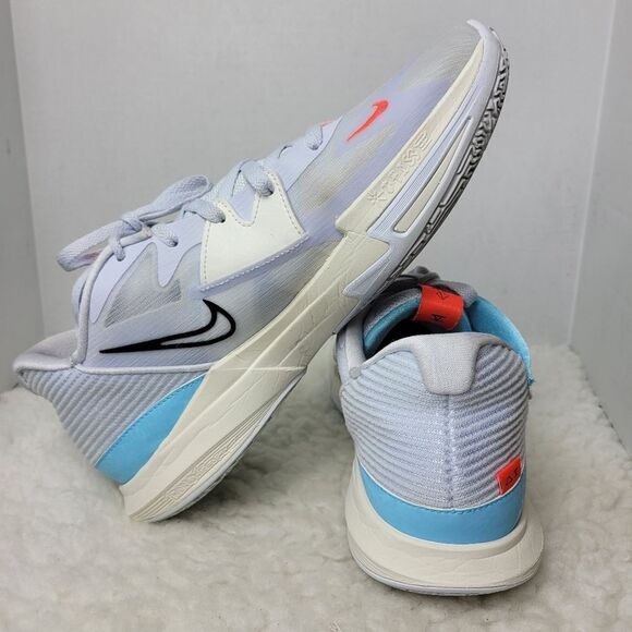 Nike Kyrie Low 5 Mens Sneaker Size 13  Football Grey Blue DJ6012-003 Shoes - Picture 5 of 9